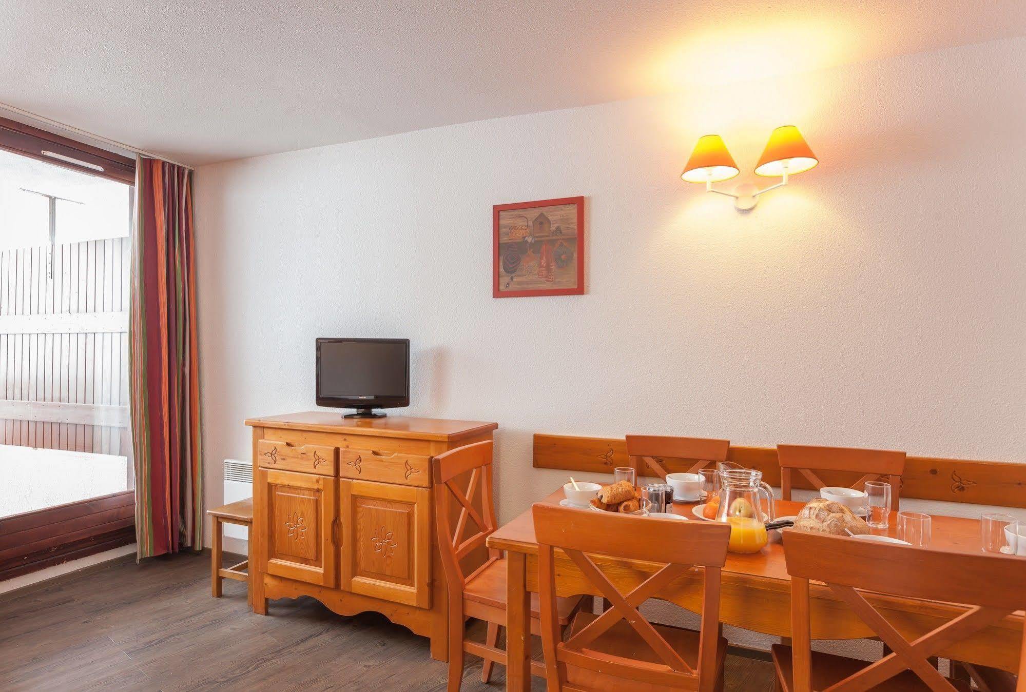 Residence Les Melezes Alpe d'Huez Bagian luar foto