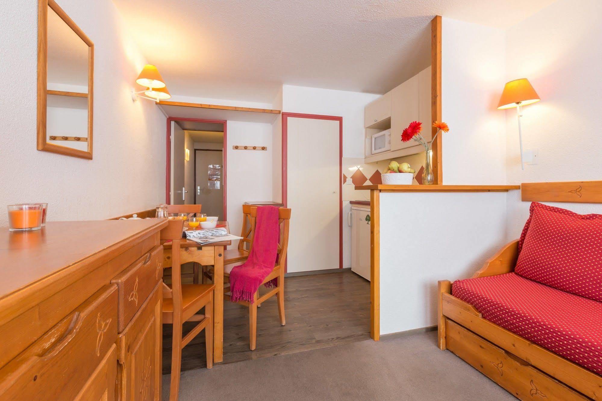 Residence Les Melezes Alpe d'Huez Bagian luar foto