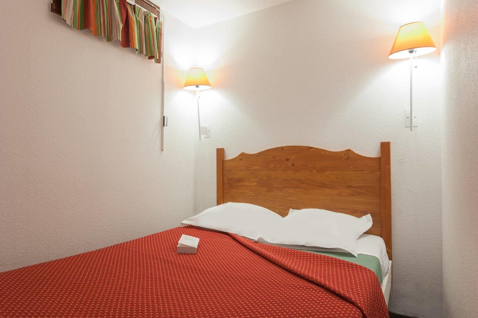 Residence Les Melezes Alpe d'Huez Bagian luar foto